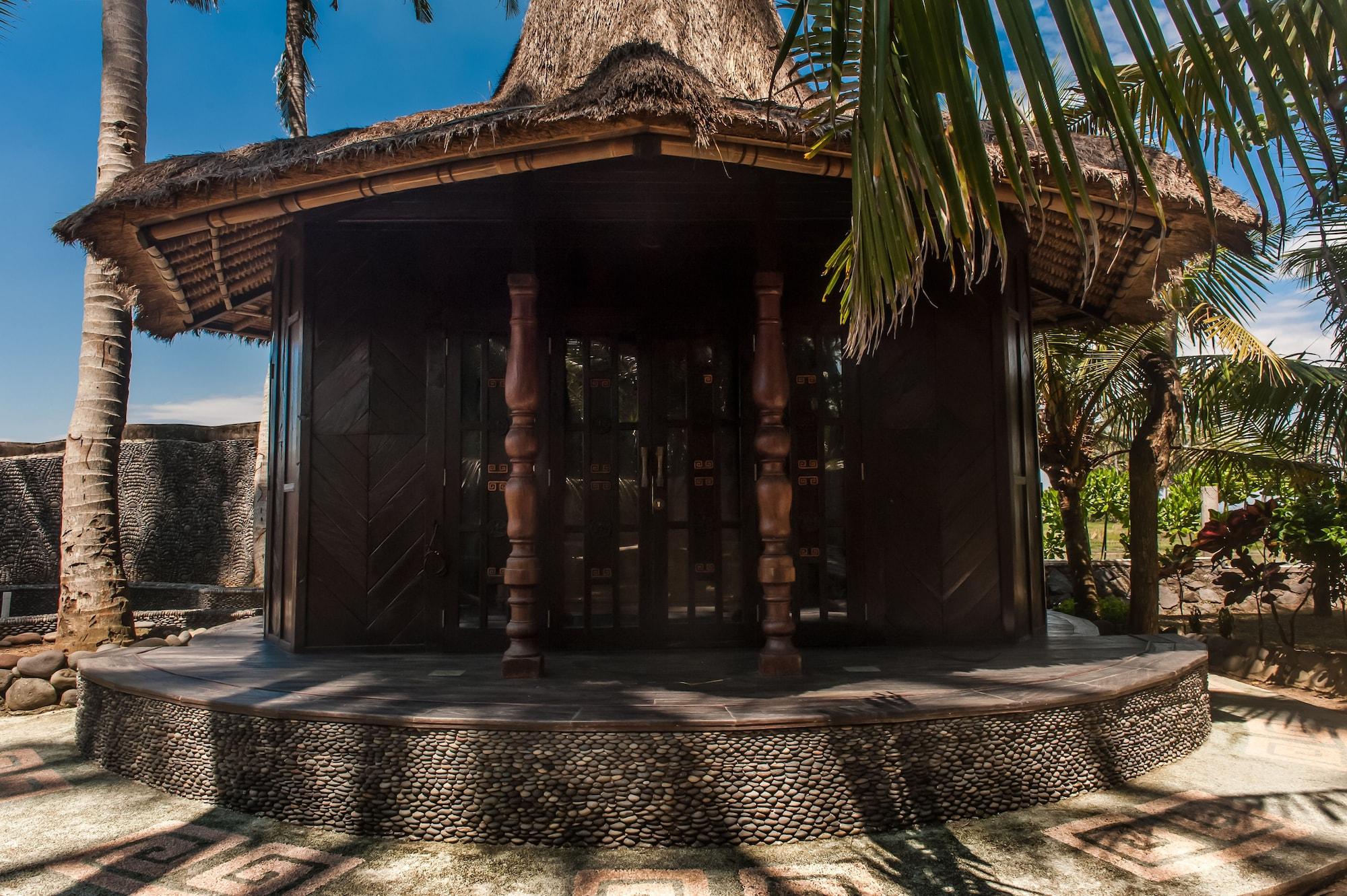 Most Exotic Beachfront Villa Keong Selemadeg エクステリア 写真
