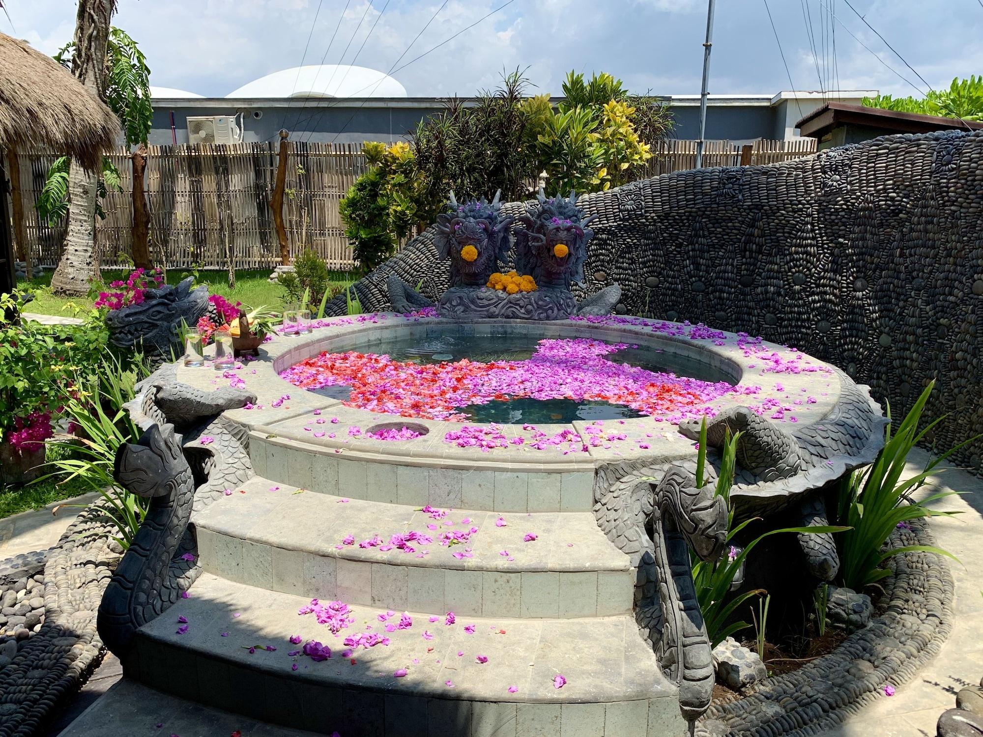 Most Exotic Beachfront Villa Keong Selemadeg エクステリア 写真