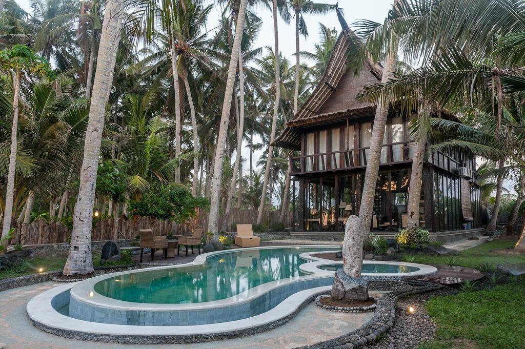 Most Exotic Beachfront Villa Keong Selemadeg エクステリア 写真